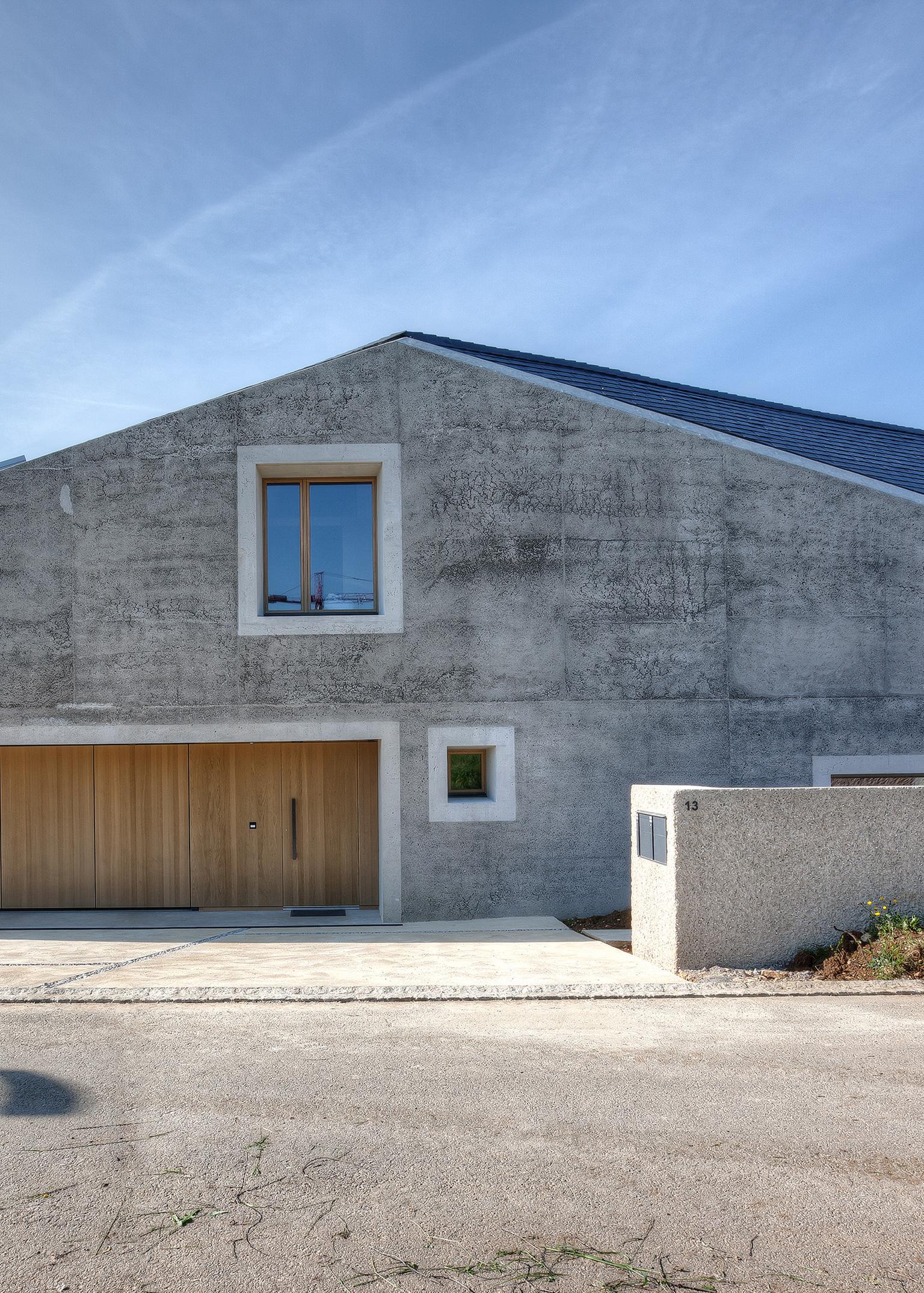 Bild von Einmaliges Architektur-Einfamilienhaus mit Land in ruhiger Lage von Seltisberg